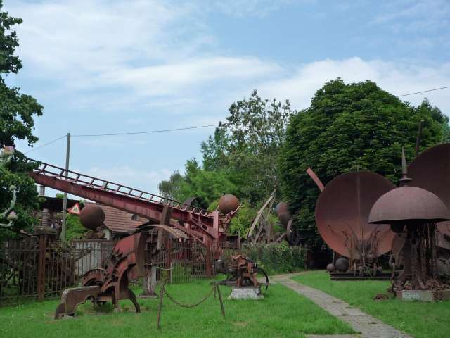 Skulpturenpark Bernhard Luginbühl Stiftung, Mötschwil